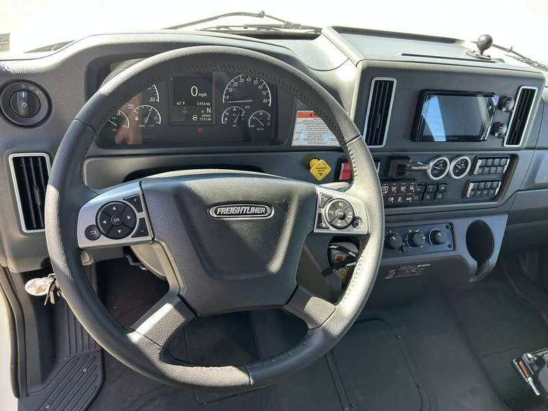 2026 Freightliner - image 20