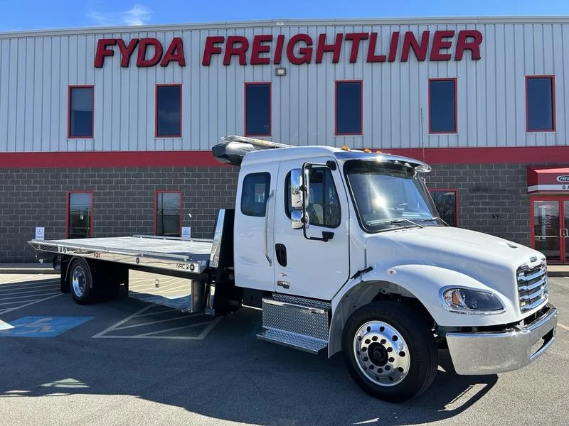 2026 Freightliner - image 2