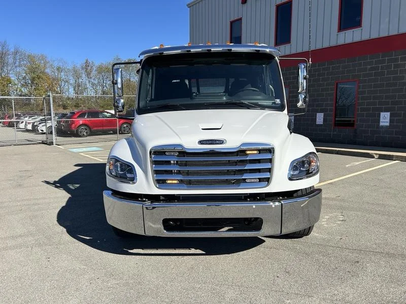 2026 Freightliner - image 18
