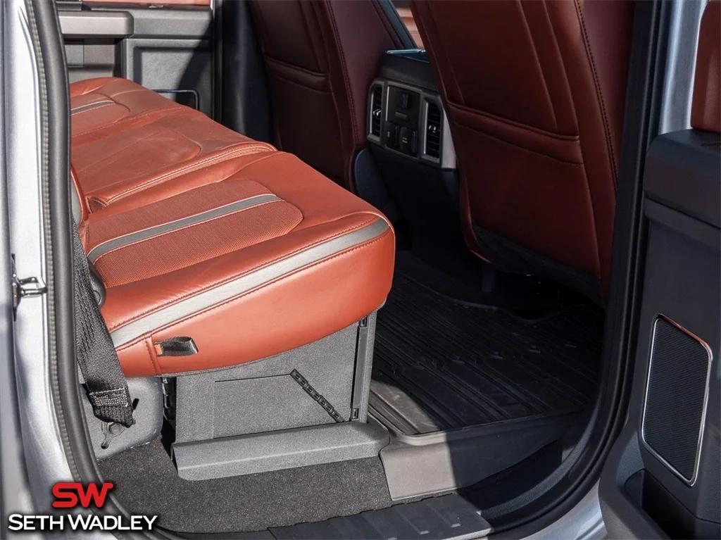 2022 Ford — photo 29