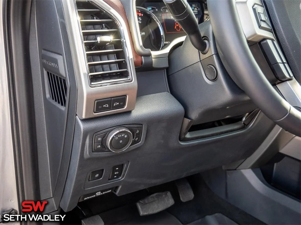 2022 Ford — photo 43
