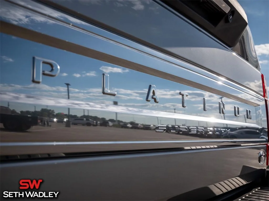 2022 Ford — photo 11