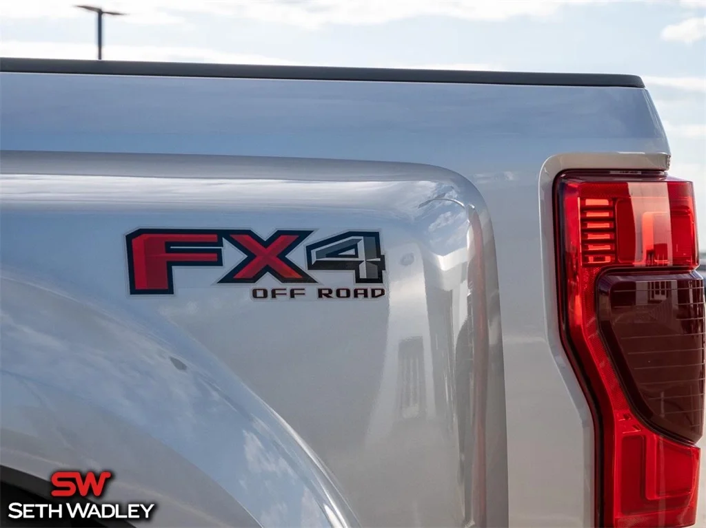 2022 Ford — photo 9