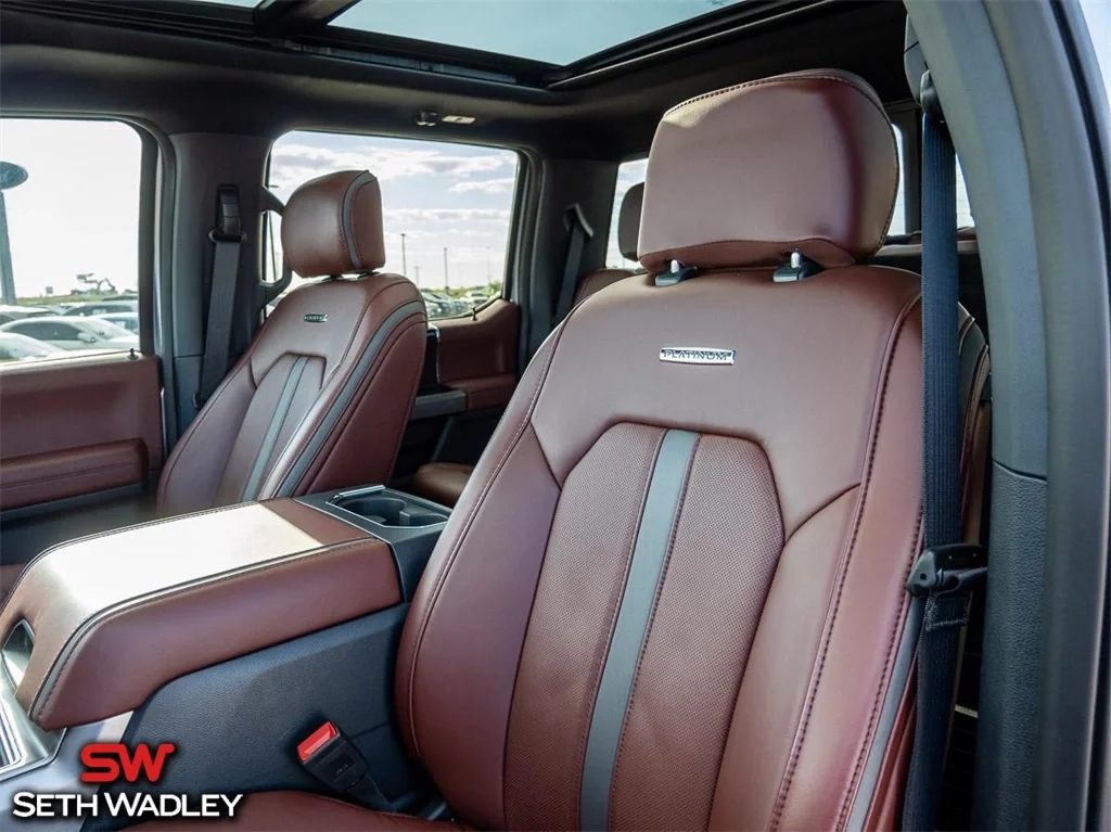 2022 Ford — photo 40