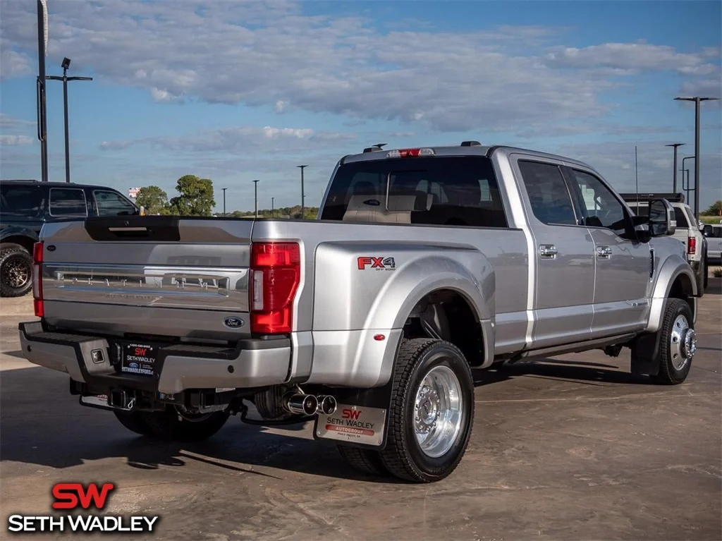 2022 Ford — photo 16