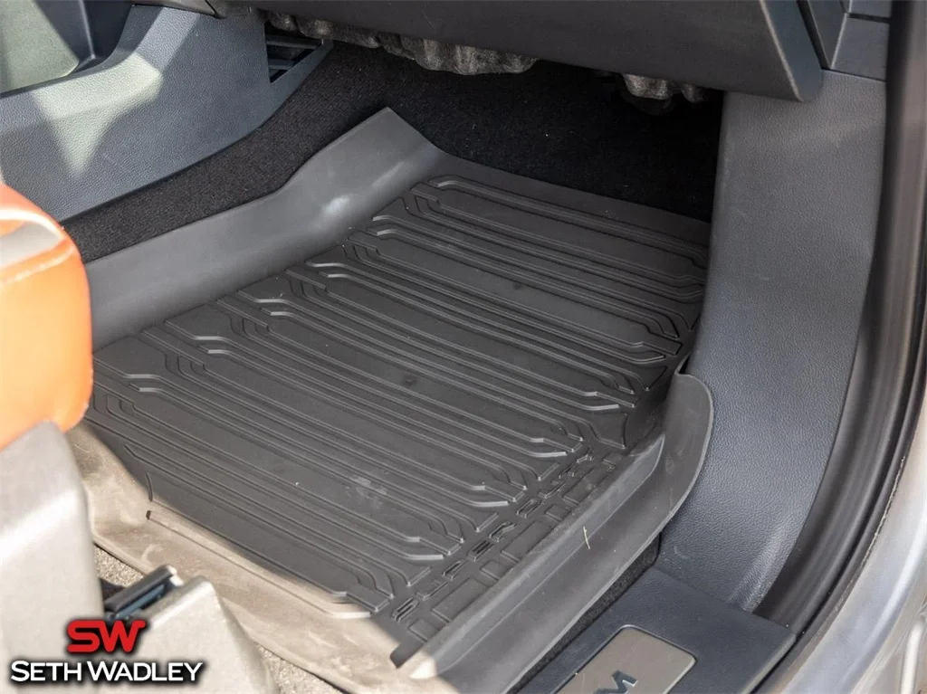2022 Ford — photo 27