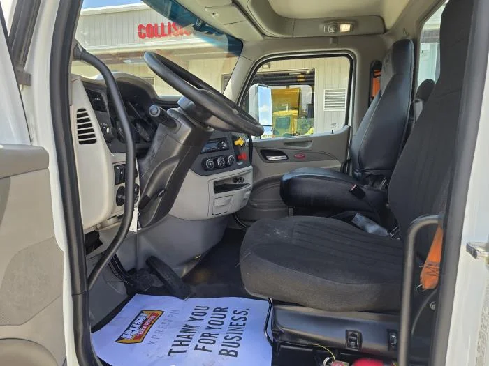 2021 Peterbilt 579 - image 10