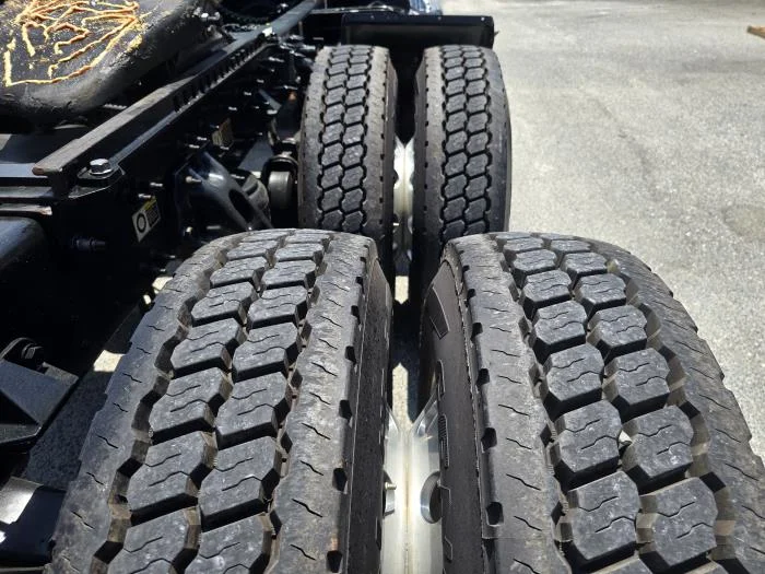 2021 Peterbilt 579 - image 22