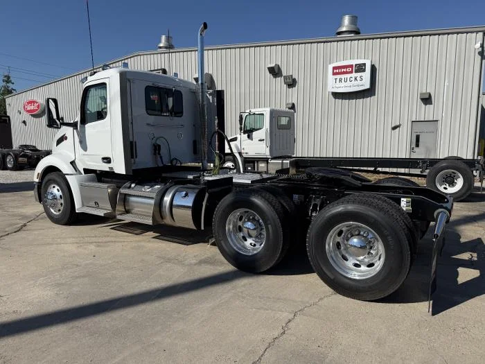 2026 Peterbilt 579 - image 5