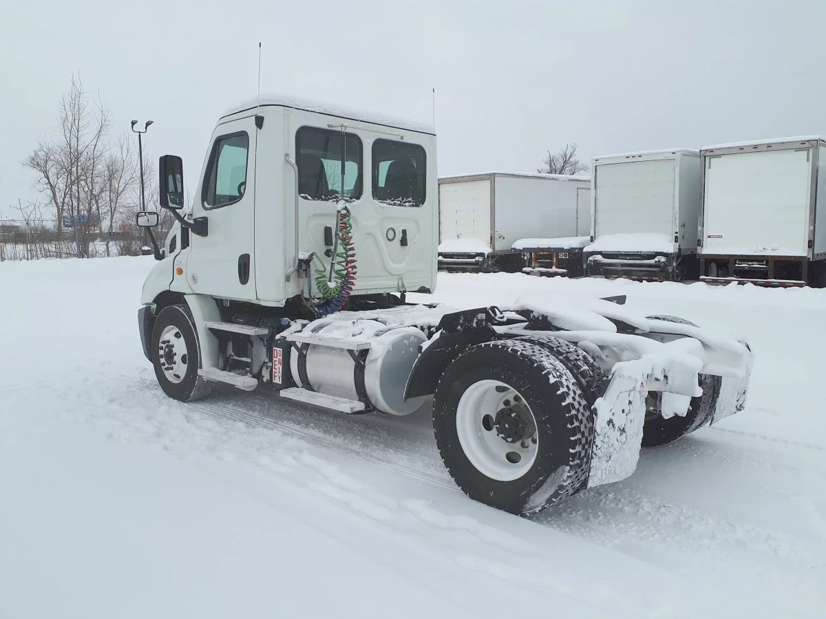2019 Freightliner Cascadia in Wayland, MI — photo 6