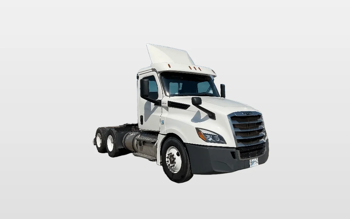 2019 Freightliner - image 1