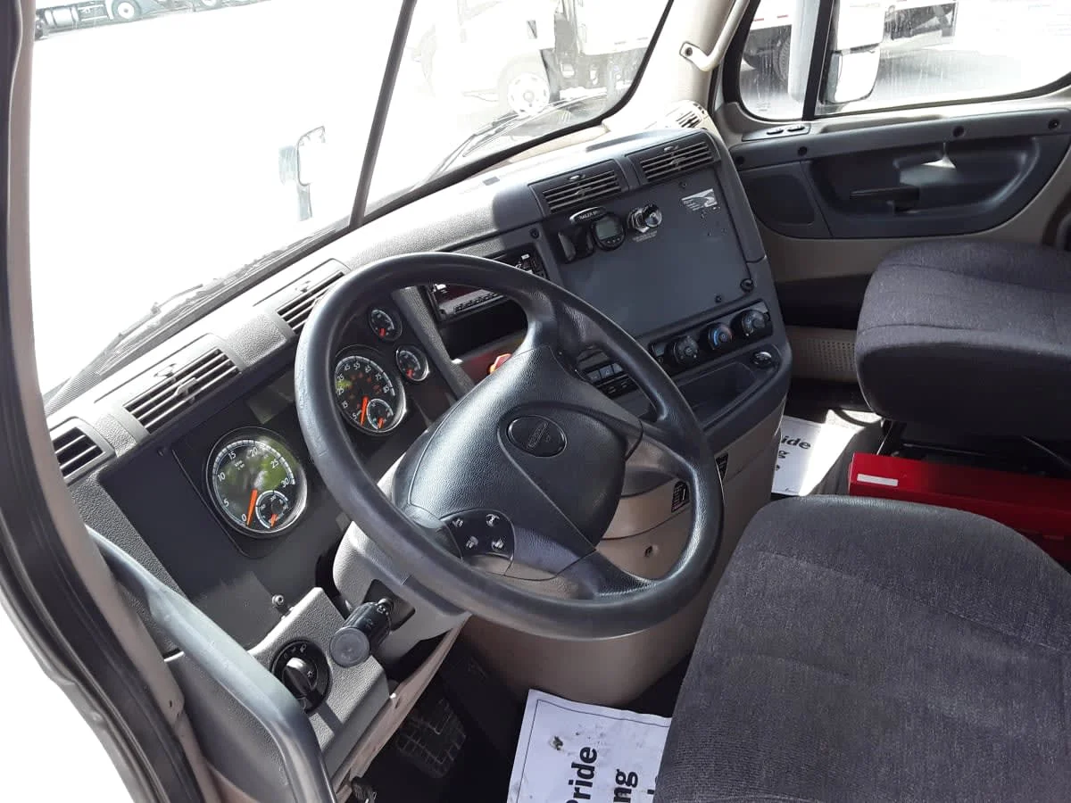 2019 Freightliner Cascadia in Charlotte, NC — photo 7