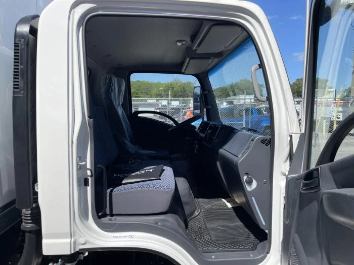 2026 Isuzu NPR - image 9