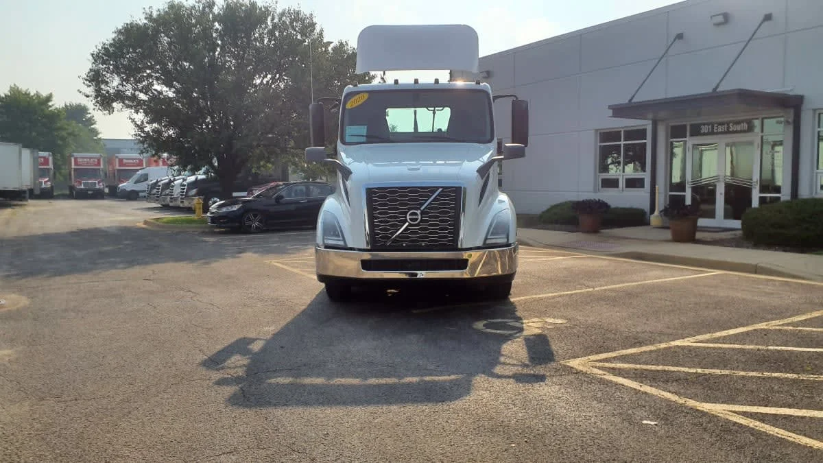 2020 Volvo in Bolingbrook, IL — photo 2