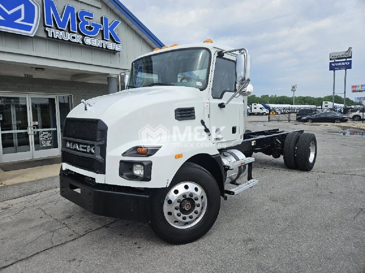 2022 Mack in Pendleton, IN