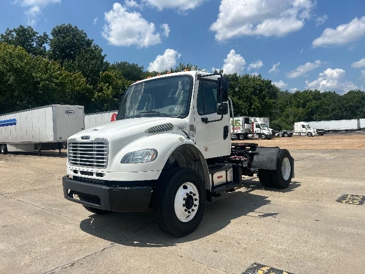 2019 Freightliner eM2 in Memphis, TN — photo 3