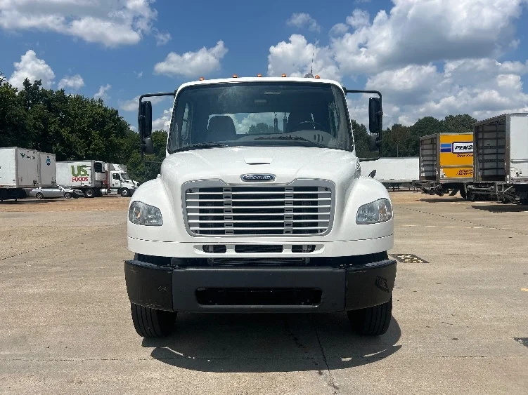 2019 Freightliner eM2 in Memphis, TN — photo 2