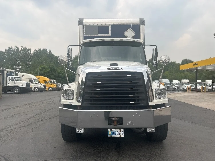 2020 Freightliner 114SD in Jessup, PA — photo 2