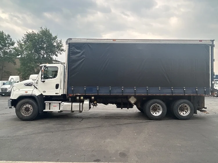 2020 Freightliner 114SD in Jessup, PA — photo 4