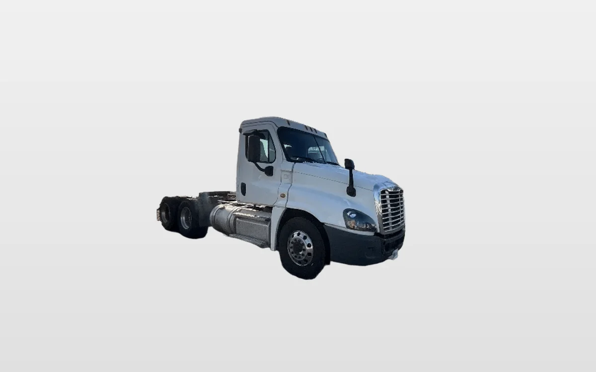2019 Freightliner - image 1