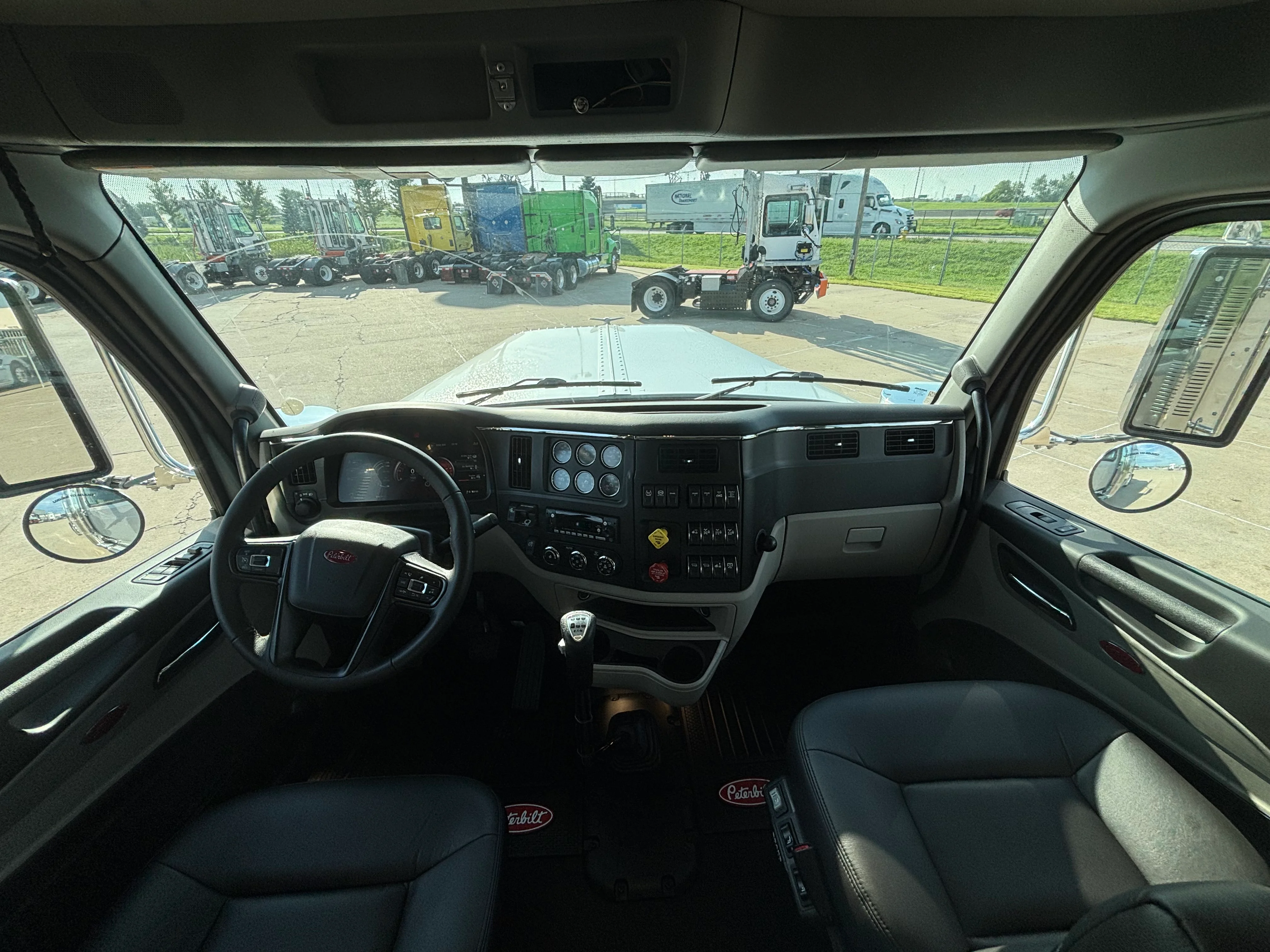 2027 Peterbilt 589 in Council Bluffs, IA — photo 9