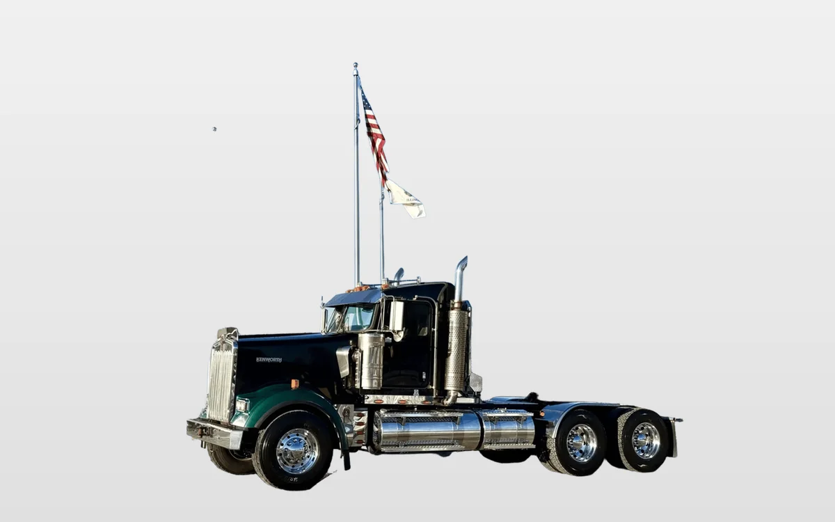 2016 Kenworth W900 - image 1