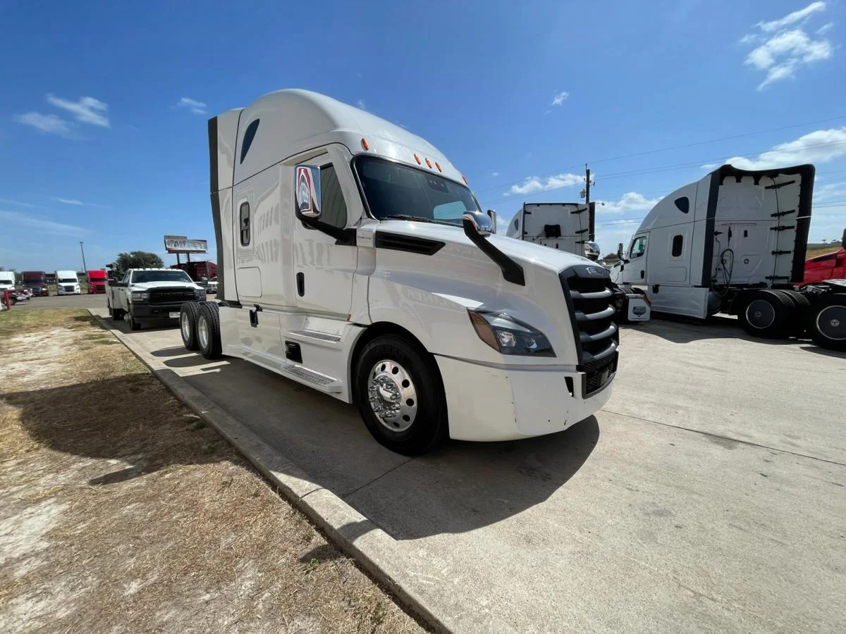 2024 Freightliner Cascadia
