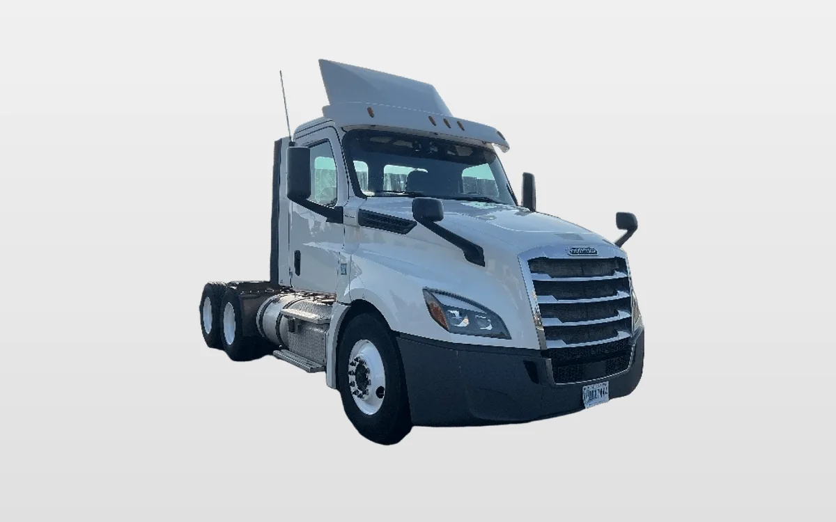 2018 Freightliner - image 1
