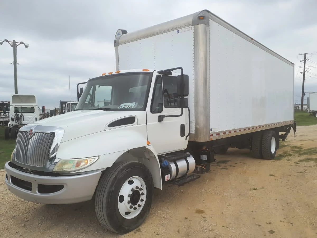 2018 International 4300 in Converse, TX — photo 3