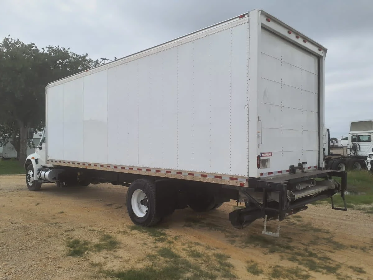 2018 International 4300 in Converse, TX — photo 6
