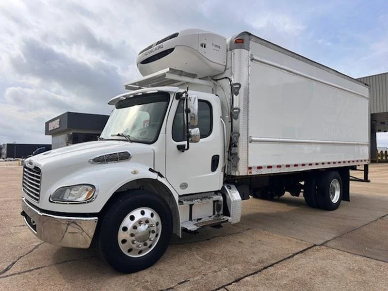 2016 Freightliner M2 106 in Jackson