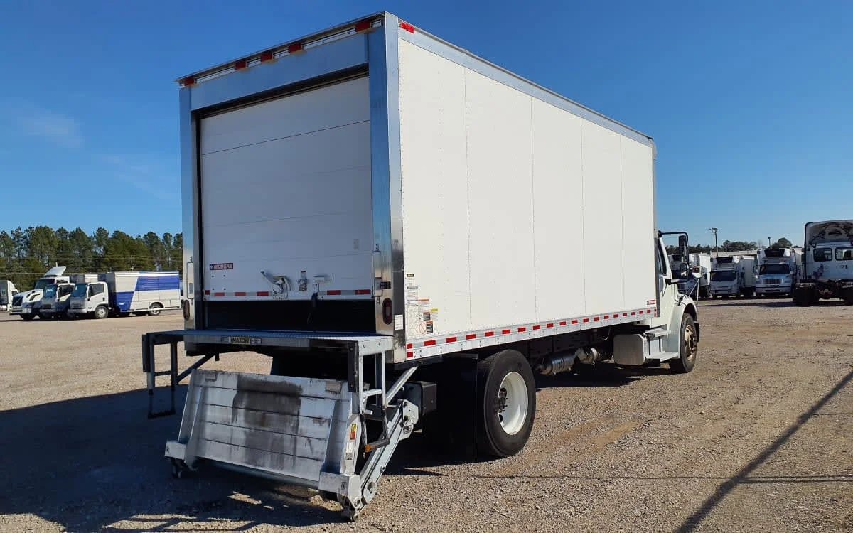 2020 Freightliner M2 106 in Birmingham, AL — photo 4