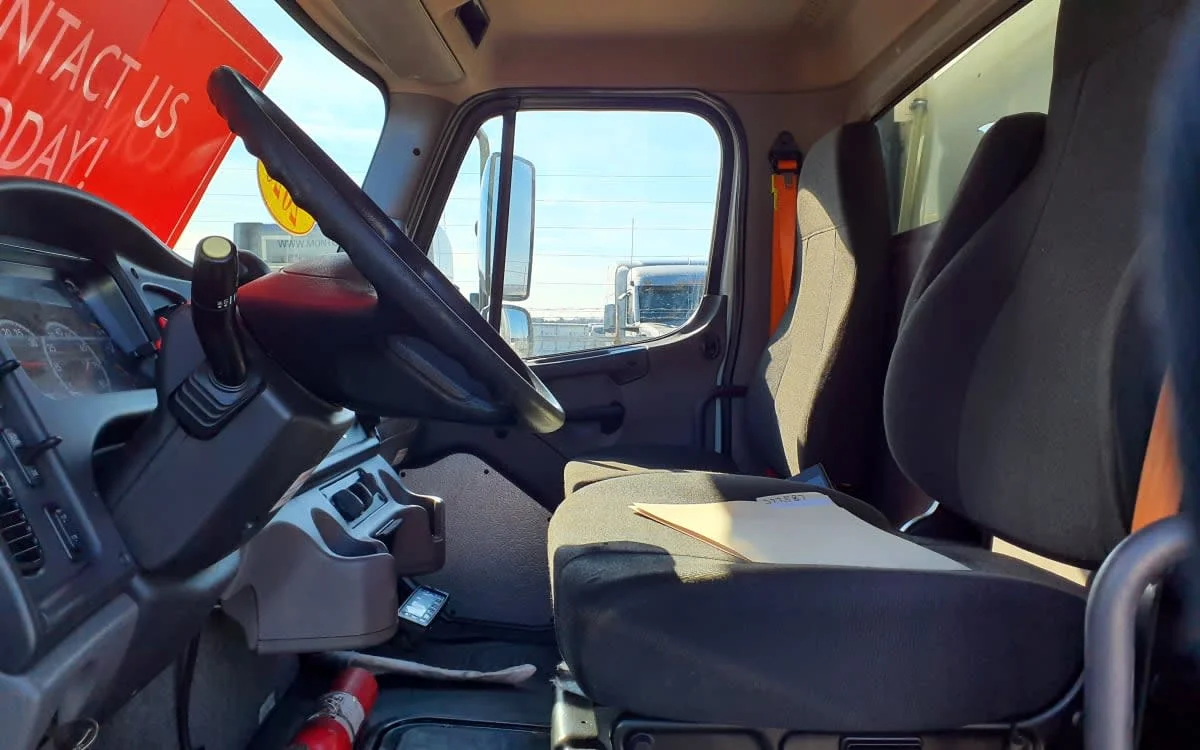 2020 Freightliner M2 106 in Birmingham, AL — photo 8