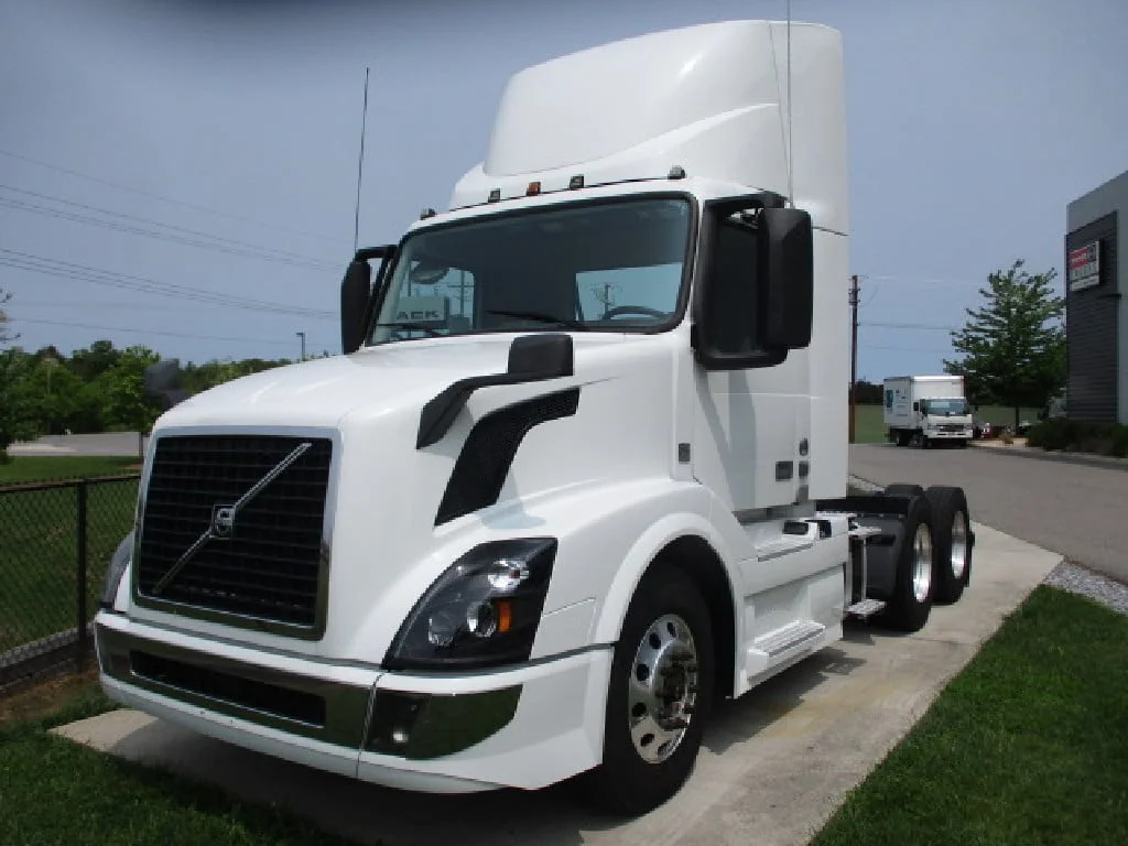 2018 Volvo VNL 300
