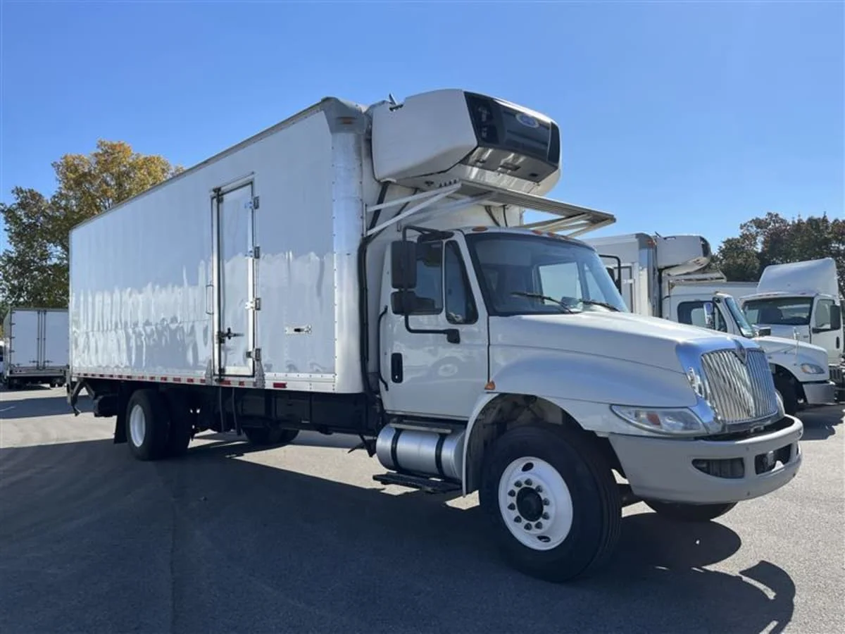 2018 International 4300 in Beltsville, MD — photo 3