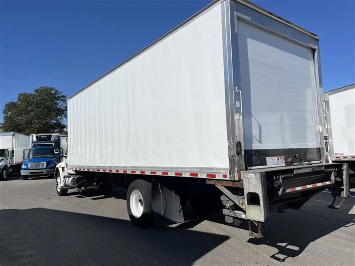 2018 International 4300 in Beltsville, MD — photo 6