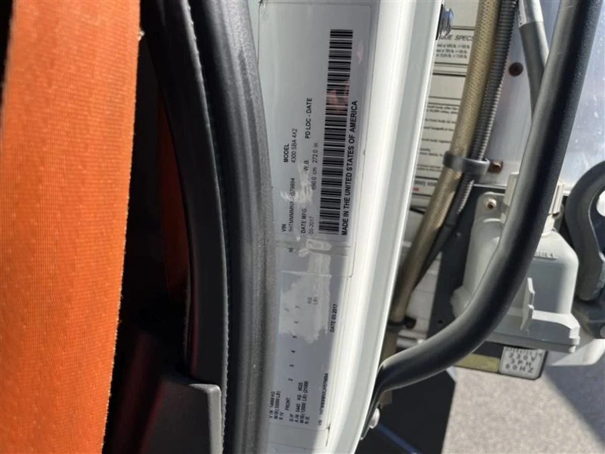 2018 International 4300 in Beltsville, MD — photo 12
