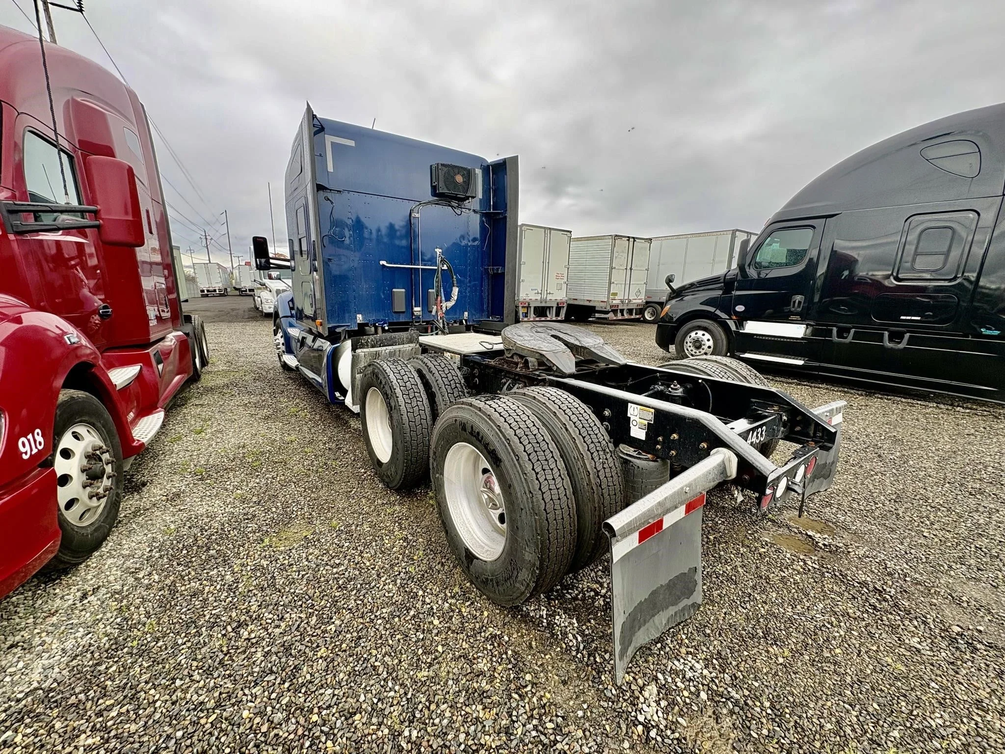 2022 Kenworth T680 - image 4