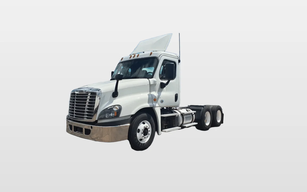 2019 Freightliner - image 1