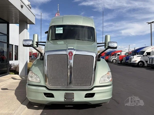2021 Kenworth T680 - image 7