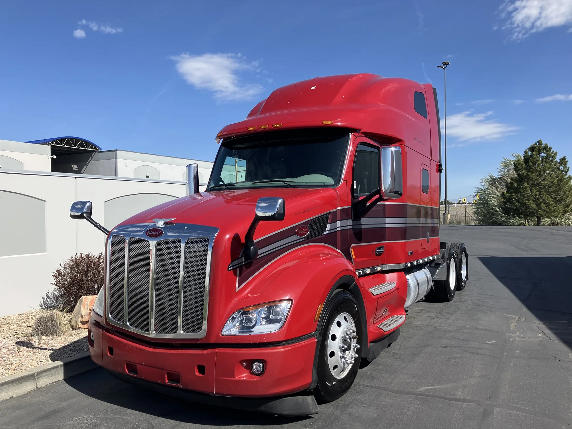 2020 Peterbilt 579 in Salt Lake, UT — photo 2