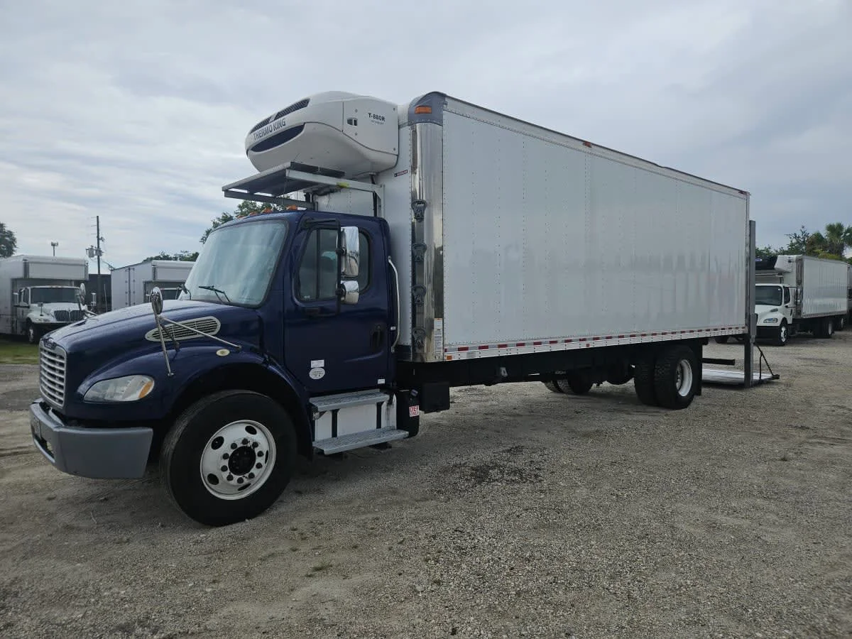 2019 Freightliner M2 106 in Orlando, FL