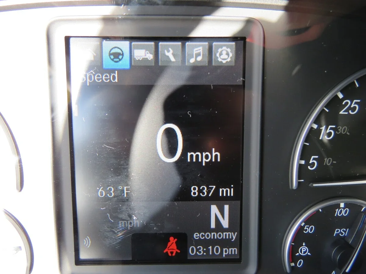 2026 Freightliner Cascadia - image 24