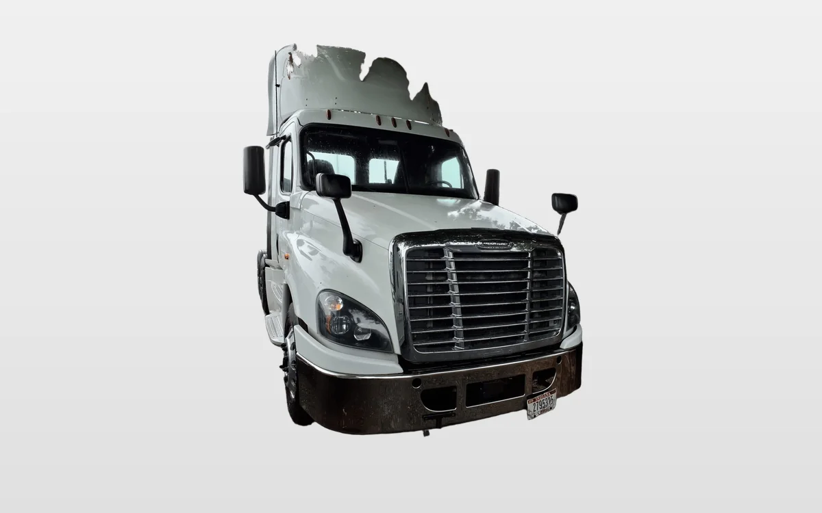 2019 Freightliner - image 1