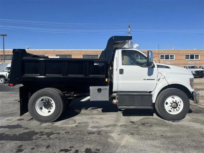 2026 Ford F-750 in Chicago, IL — photo 11