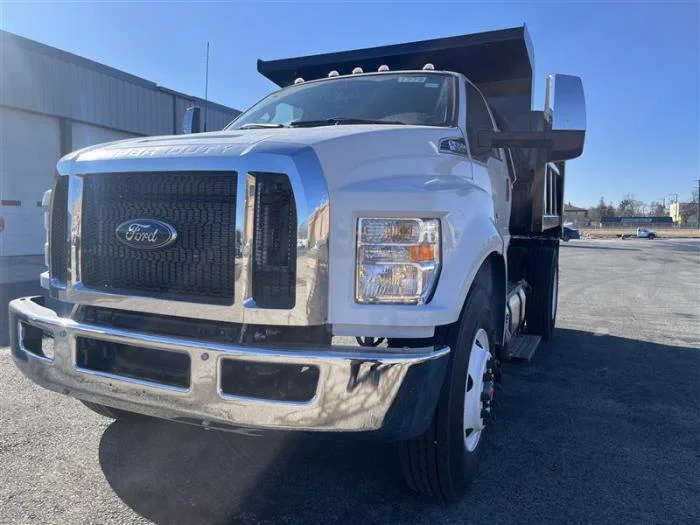 2026 Ford F-750 in Chicago, IL — photo 2