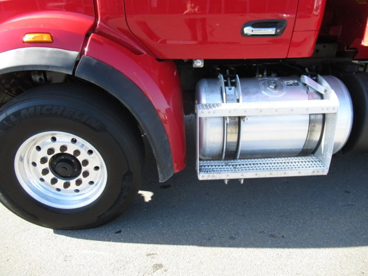 2022 Peterbilt 567 - image 10