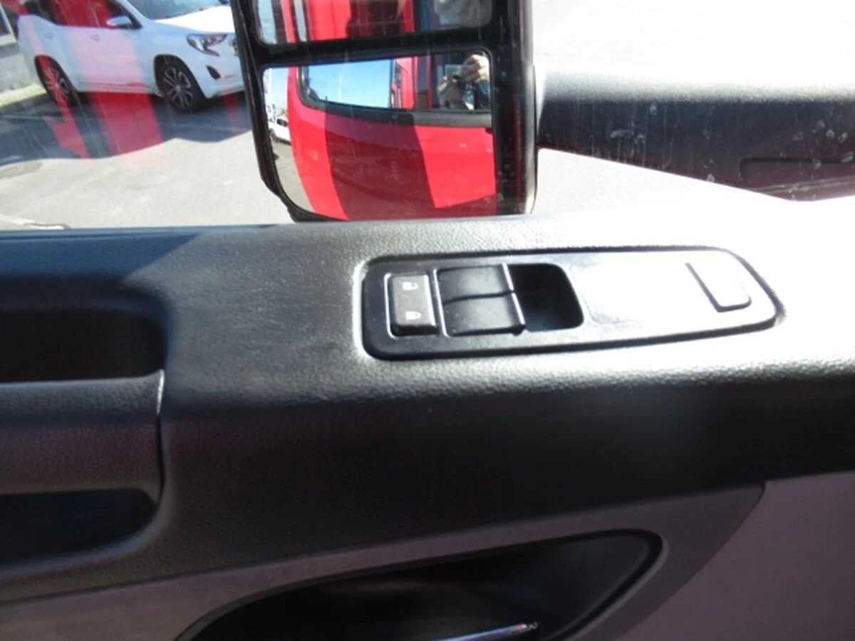 2022 Peterbilt 567 - image 16