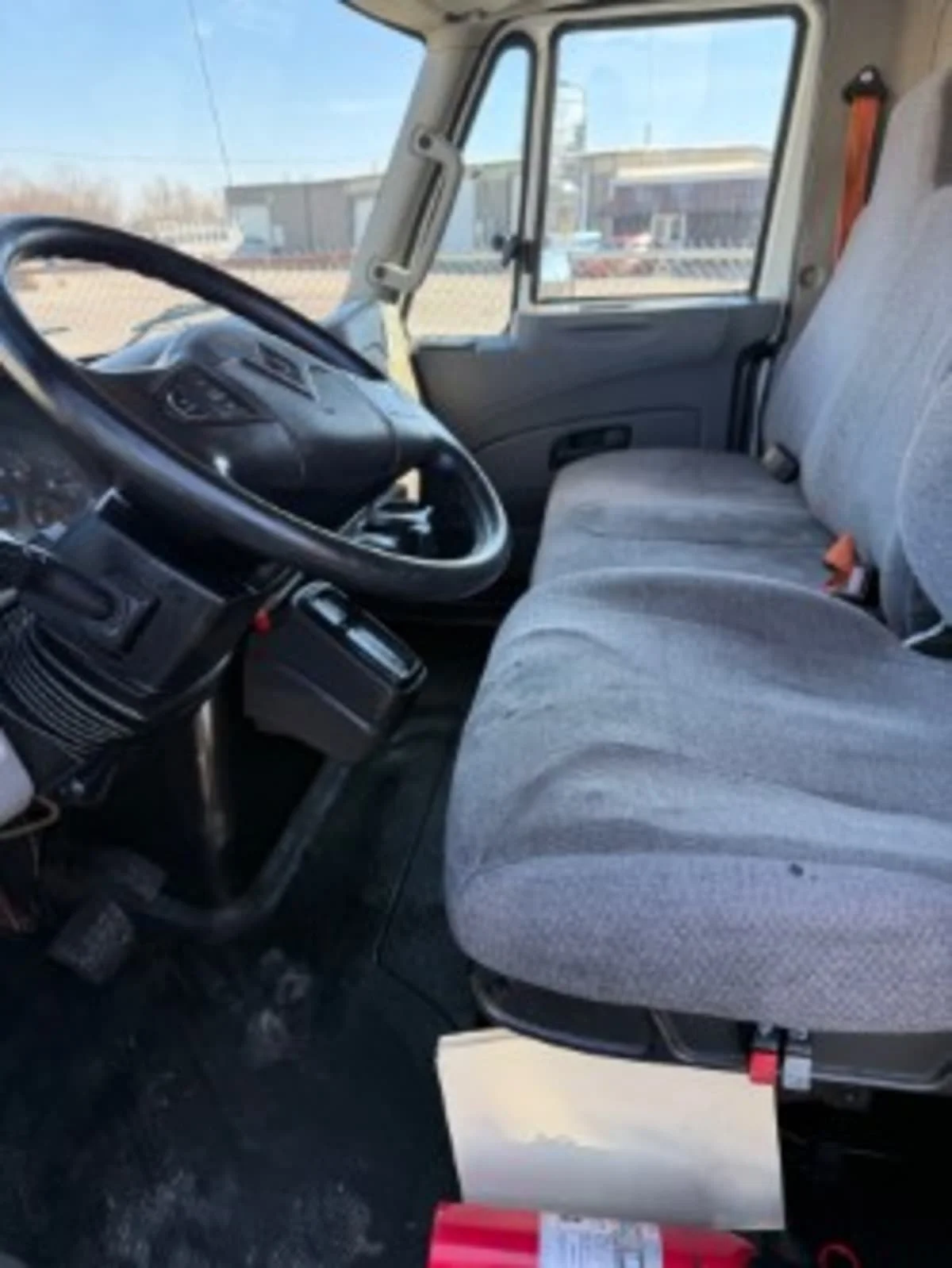 2019 International 4300 - image 7