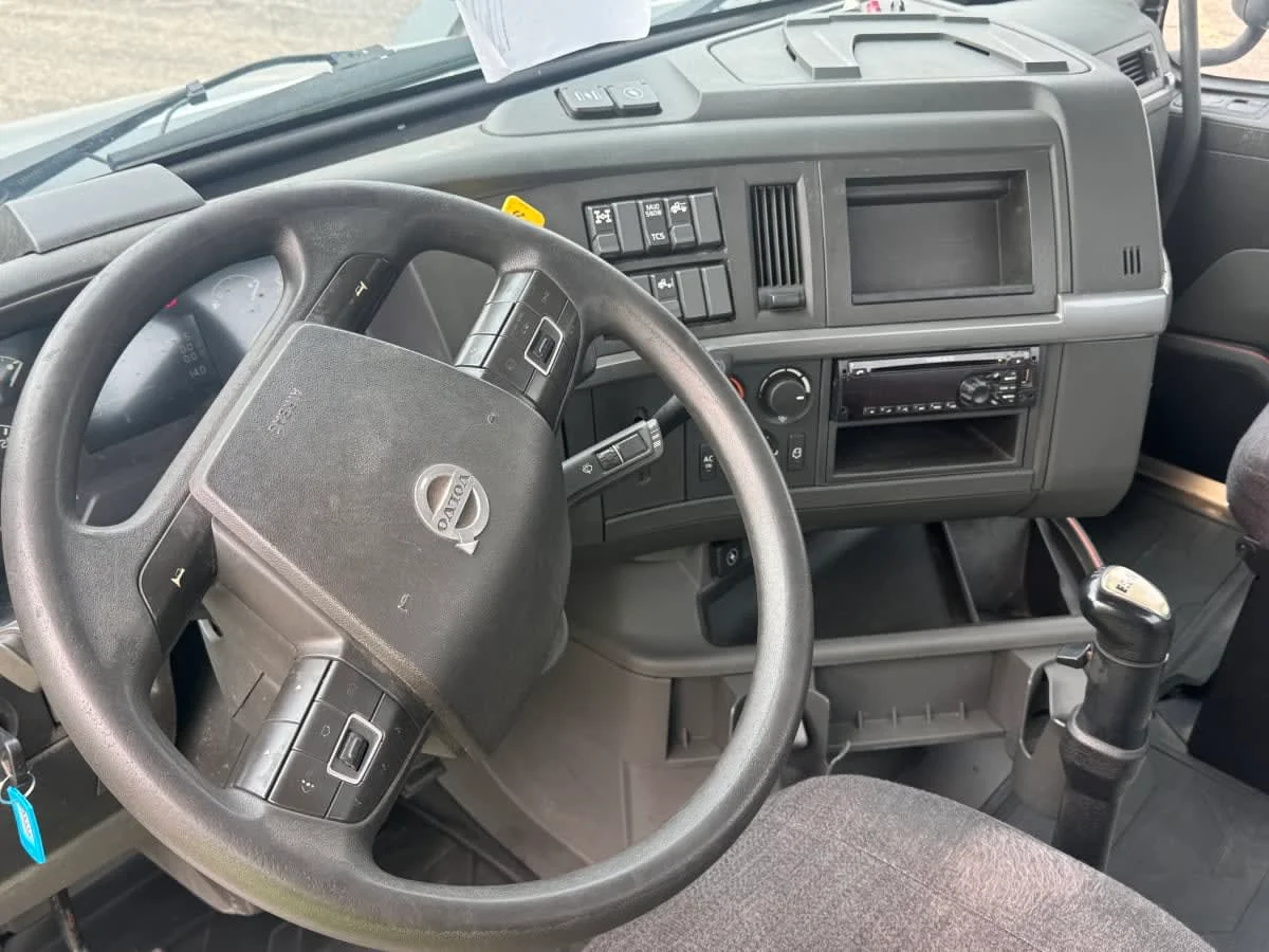 2019 Volvo in Bolingbrook, IL — photo 7